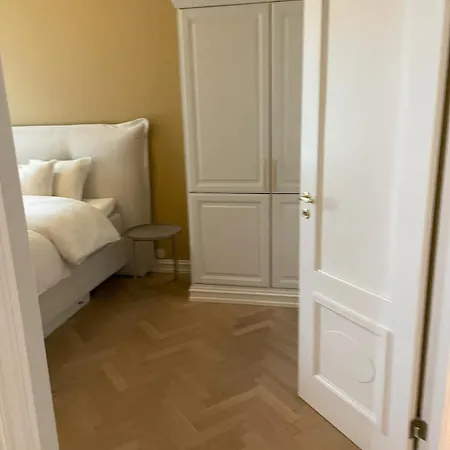 3-room At Solli Plass شقة